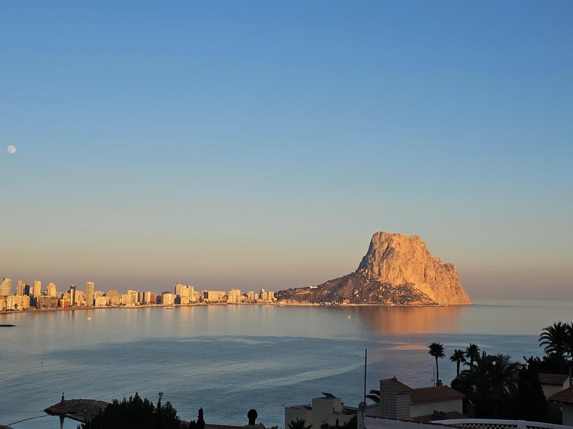 Casa Veintiuno En Calp Daire Dış mekan fotoğraf